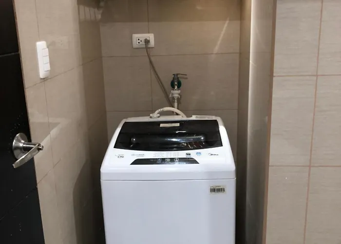Affordable Modern Seaview 1br Next To Okada, Airport And Moa Manila